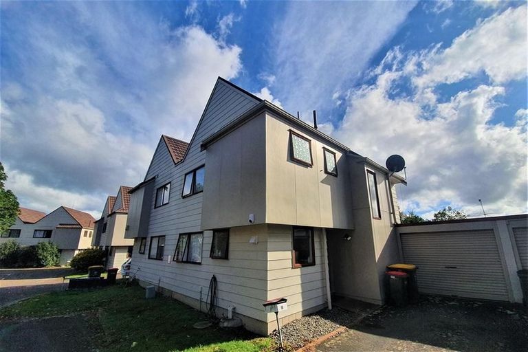 Photo of property in 5/19a Gray Avenue, Mangere East, Auckland, 2024