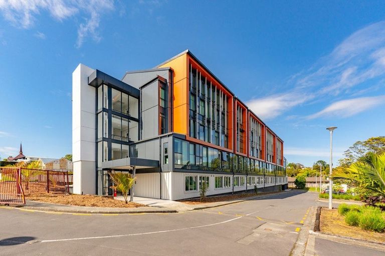 Photo of property in 12d/30 Westward Ho, Glen Eden, Auckland, 0602