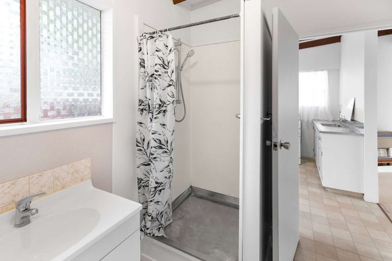 Photo of property in 77a Matai Street, Castlecliff, Whanganui, 4501