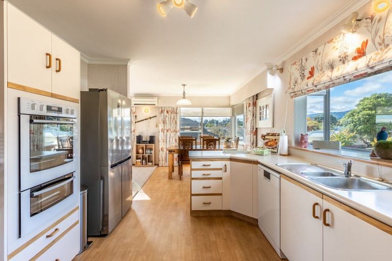 Photo of property in 19 Lemon Street, Otaki, 5512