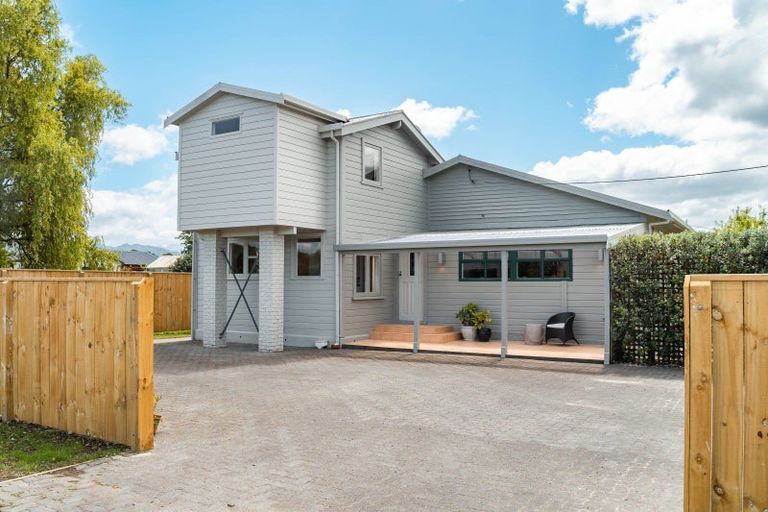 Photo of property in 2 Farley Avenue, Greytown, 5712