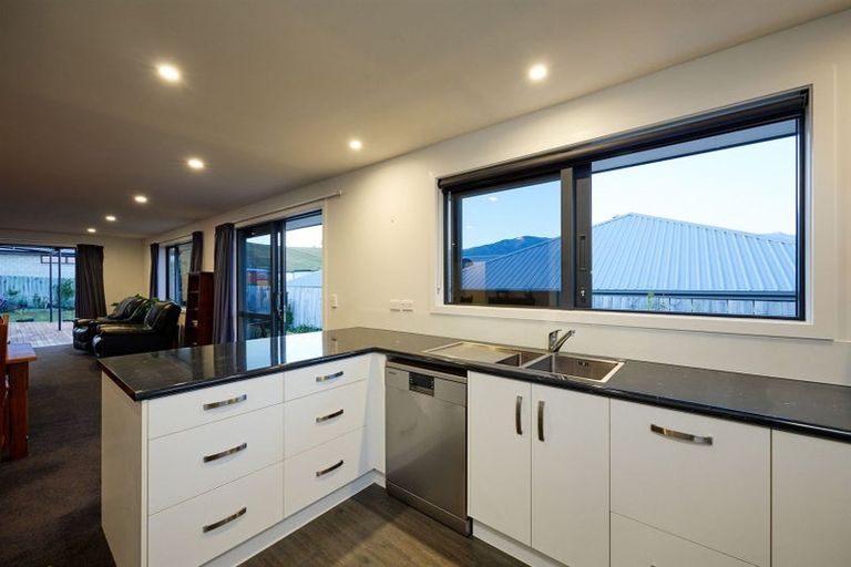 Photo of property in 6 Tauhou Place, Kaikoura, 7300