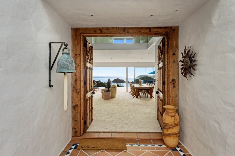 Photo of property in 37 Bayview Road, Paihia, 0200