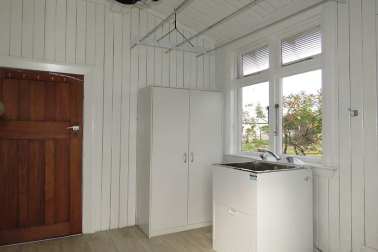 Photo of property in 74 Church Street, Reefton, 7830