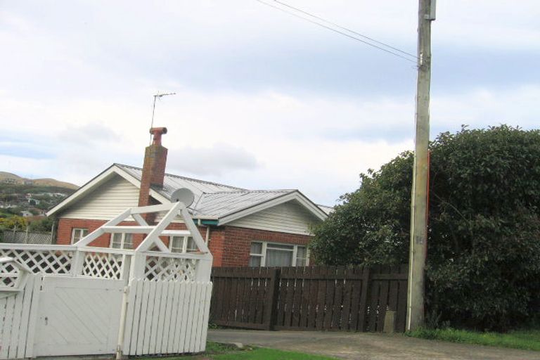 Photo of property in 266 Main Road, Tawa, Wellington, 5028