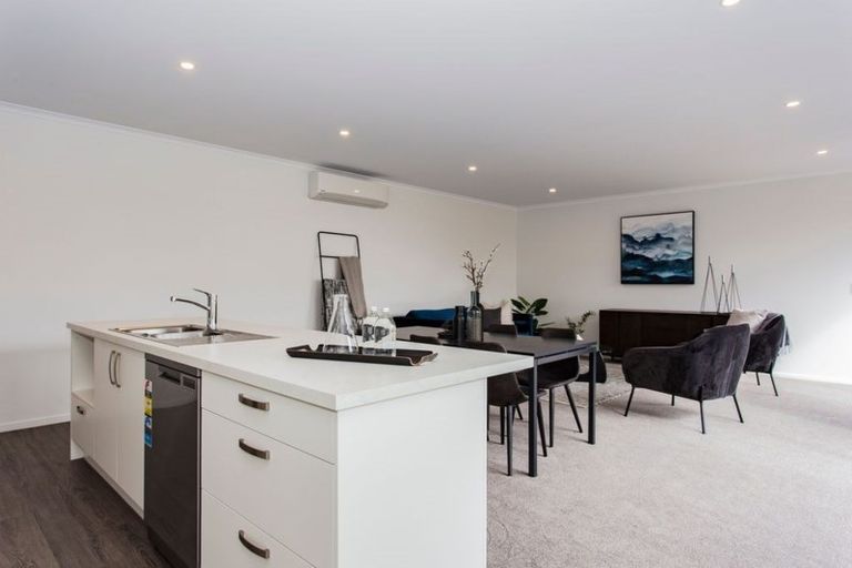 Photo of property in 6 Eric Melrose Lane, Halswell, Christchurch, 8025