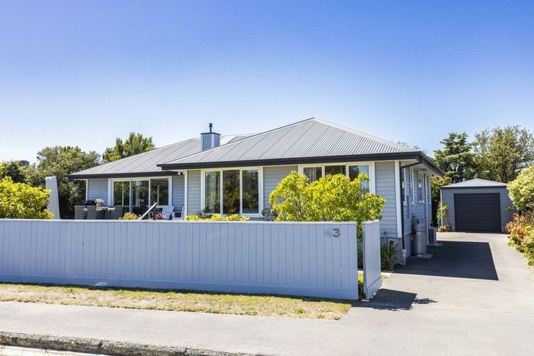 Photo of property in 43 Rawson Street, New Brighton, Christchurch, 8083