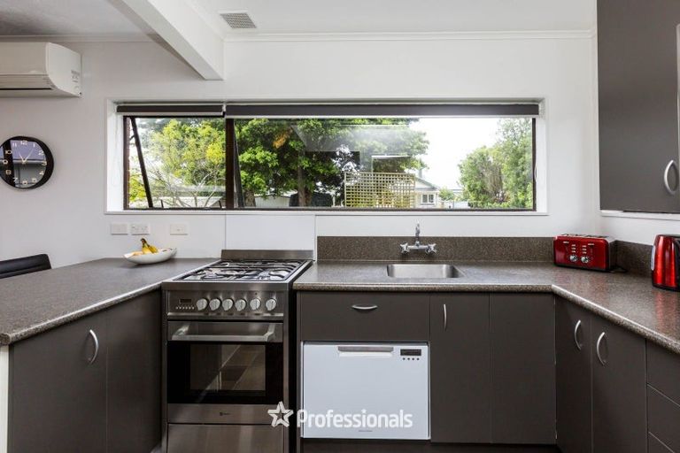 Photo of property in 4/13 Ranfurly Street, Trentham, Upper Hutt, 5018