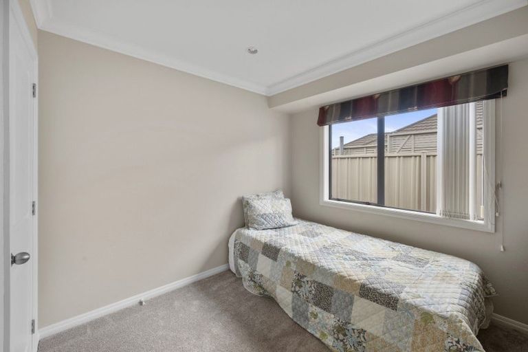 Photo of property in 15 Pinotage Drive, Greenmeadows, Napier, 4112