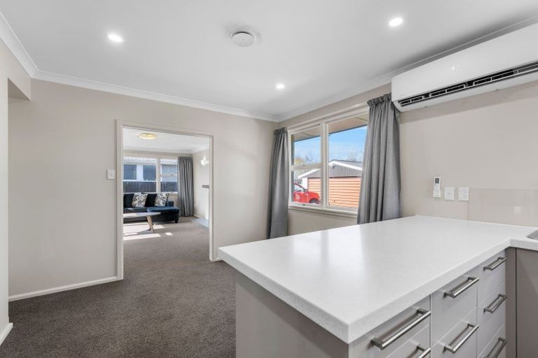 Photo of property in 33 Cullahill Street, Harewood, Christchurch, 8051