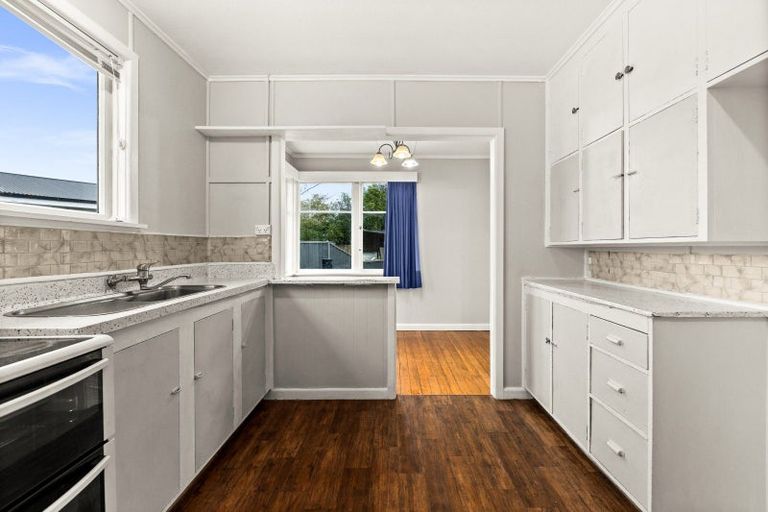 Photo of property in 15 Devon Street, Taradale, Napier, 4112
