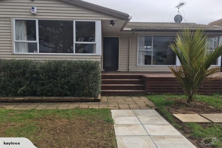 Photo of property in 120 Mountain Road, Mangere Bridge, Auckland, 2022