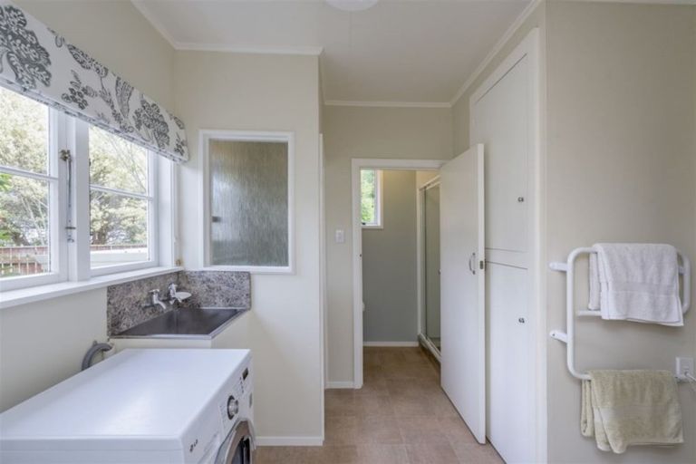 Photo of property in 15a Kawiu Road, Levin, 5510