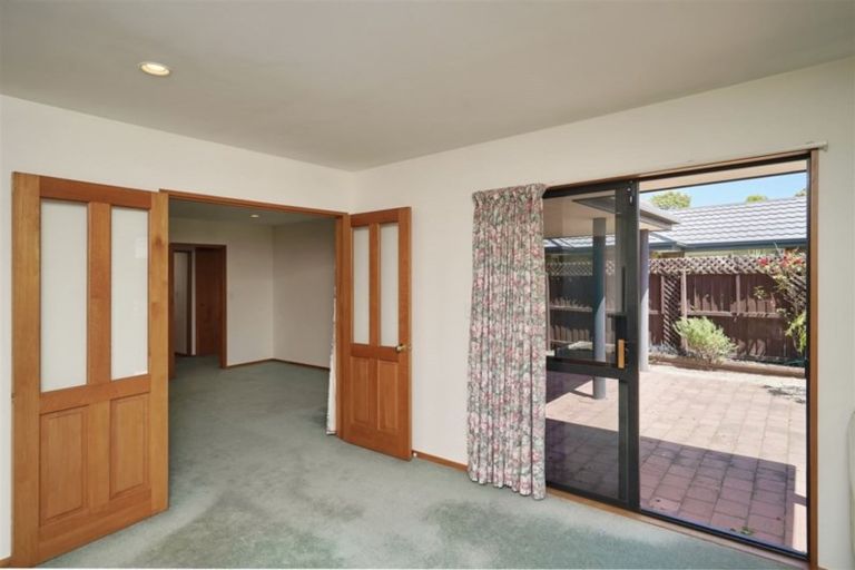 Photo of property in 2/16 Cardiff Avenue, Somerfield, Christchurch, 8024