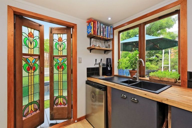 Photo of property in 55c Palmerston Road, Havelock North, 4130