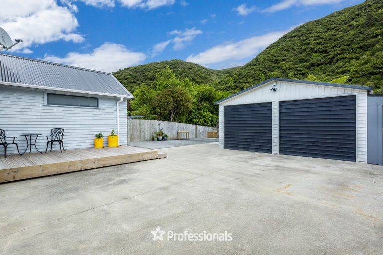 Photo of property in 48 Black Beech Street, Birchville, Upper Hutt, 5018