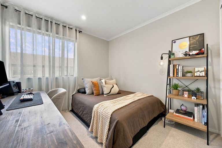 Photo of property in 8 Roundel Crescent, Whenuapai, Auckland, 0618