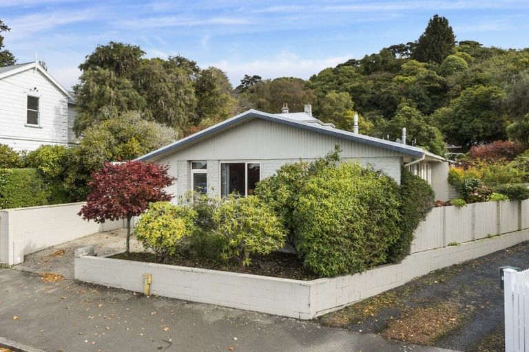 Photo of property in 52c Royal Terrace, Dunedin Central, Dunedin, 9016