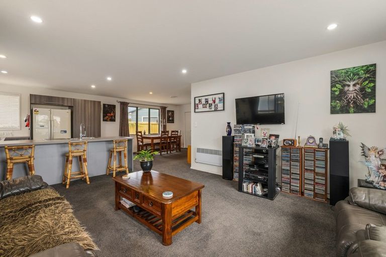 Photo of property in 2/183a Palmers Road, New Brighton, Christchurch, 8083