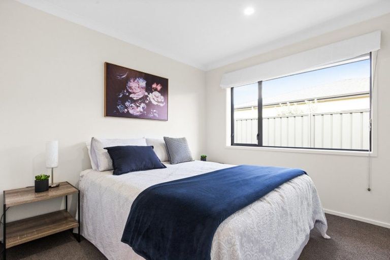 Photo of property in 12 Portland Place, Poraiti, Napier, 4112