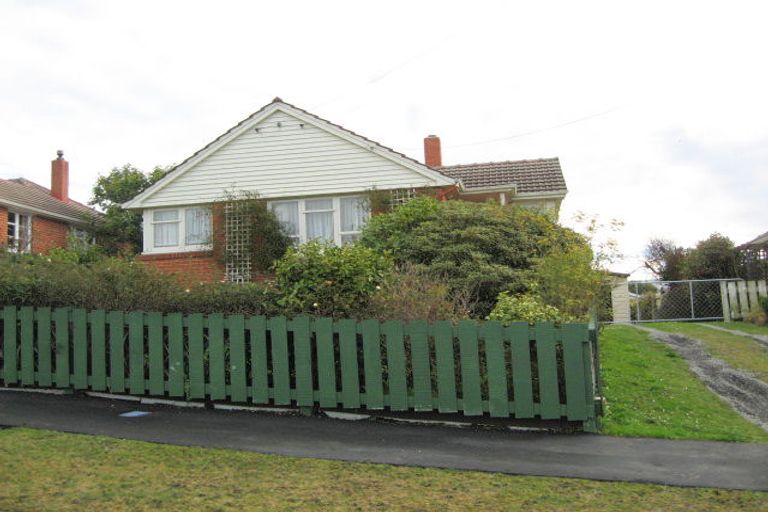 Photo of property in 8 Lock Street, Saint Clair, Dunedin, 9012