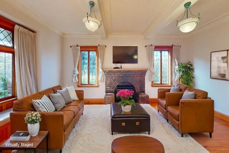 Photo of property in 10 Saint Johns Avenue, Palmerston North, 4414