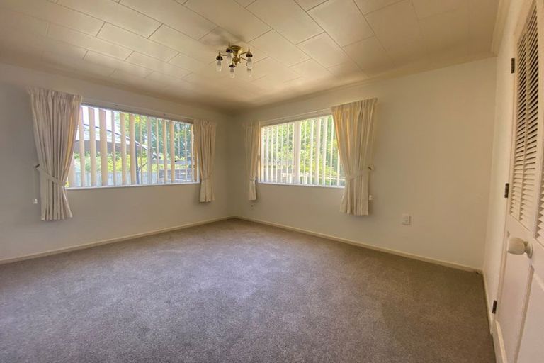 Photo of property in 165 Te Moana Road, Waikanae, 5036