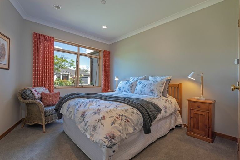 Photo of property in 5 Balmoral Drive, Terrace End, Palmerston North, 4410