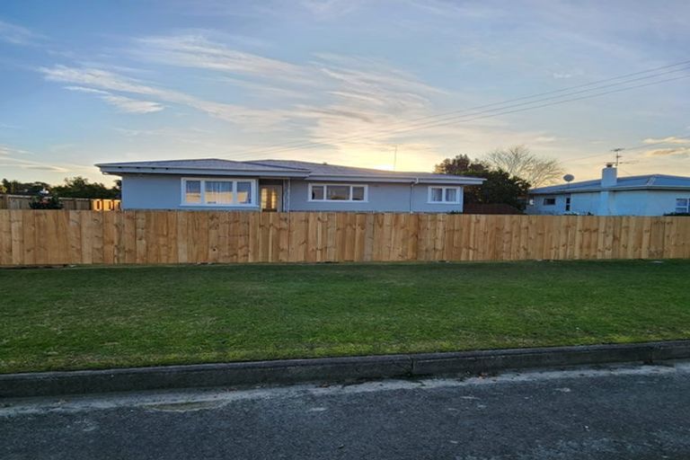 Photo of property in 15 Macdonald Street, Te Hapara, Gisborne, 4010