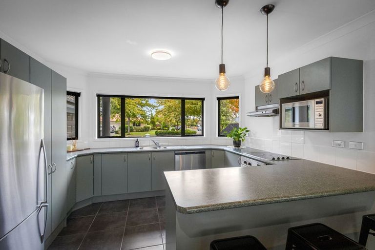 Photo of property in 15 Macartney Avenue, Halswell, Christchurch, 8025