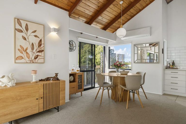 Photo of property in 10 Moorgreen Heights, Torbay, Auckland, 0630