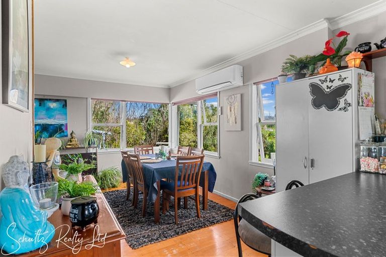 Photo of property in 111 Hurndall Street East, Maungaturoto, 0520