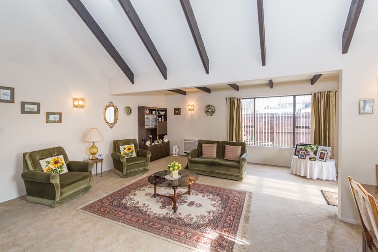 Photo of property in 2/81 Veitches Road, Casebrook, Christchurch, 8051