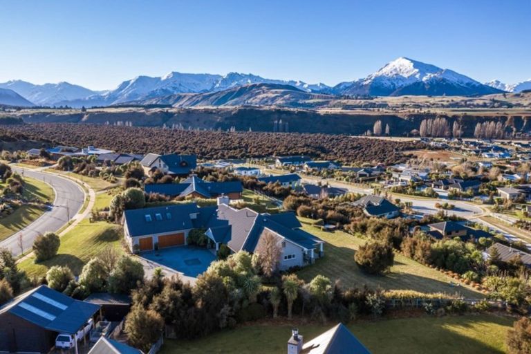 Photo of property in 31 Matheson Crescent, Albert Town, Wanaka, 9305