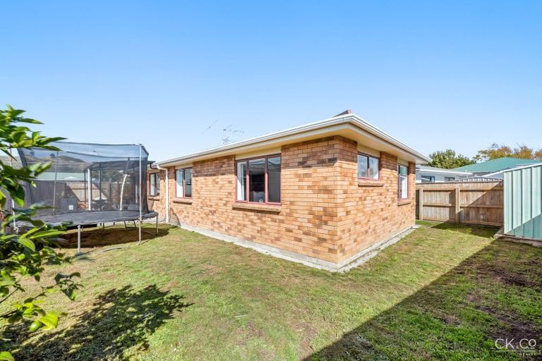 Photo of property in 19 Phar Lap Grove, Trentham, Upper Hutt, 5018