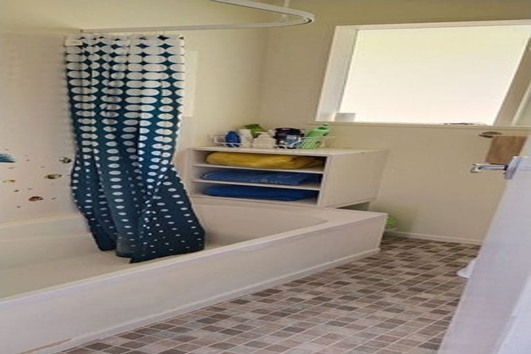 Photo of property in 132 Major Drive, Kelson, Lower Hutt, 5010