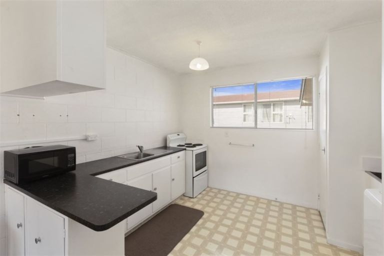 Photo of property in 6/16 Tama Street, Alicetown, Lower Hutt, 5010