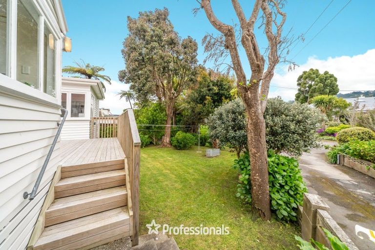 Photo of property in 135 Kings Crescent, Hutt Central, Lower Hutt, 5010