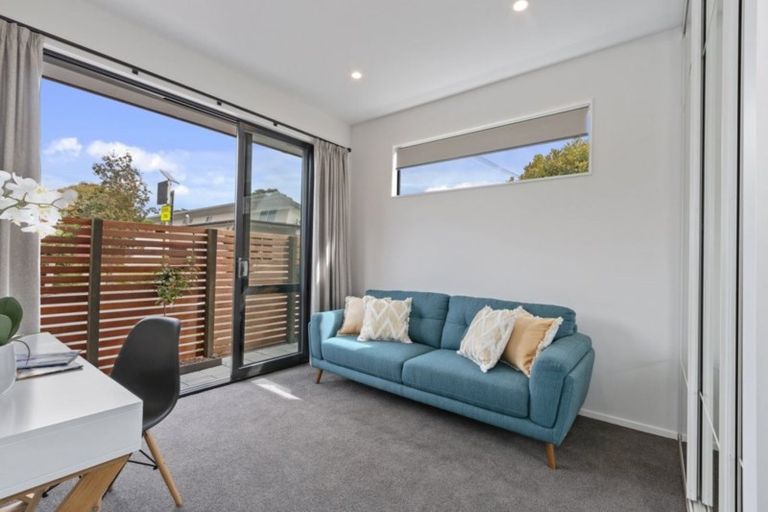 Photo of property in 32a Hewitts Road, Merivale, Christchurch, 8014