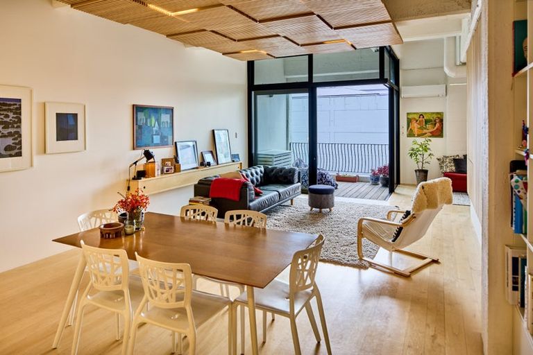 Photo of property in Tennyson Apartments, 11/25 Tennyson Street, Te Aro, Wellington, 6011