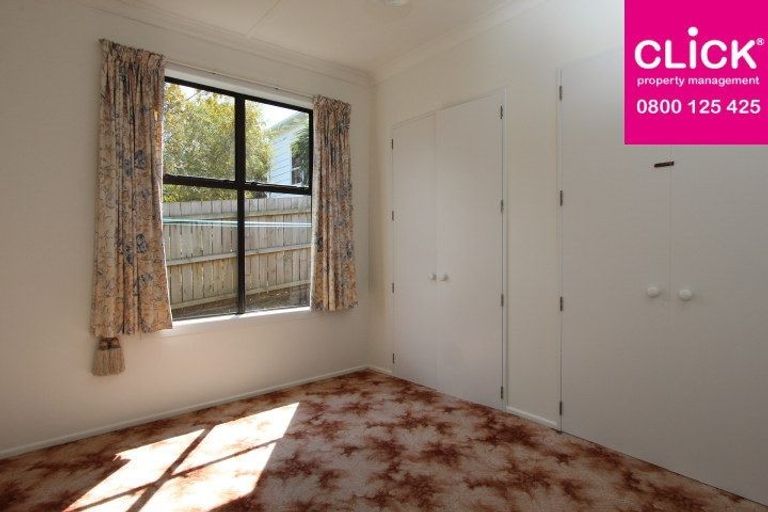 Photo of property in 21 Walter Street, The Glen, Dunedin, 9011