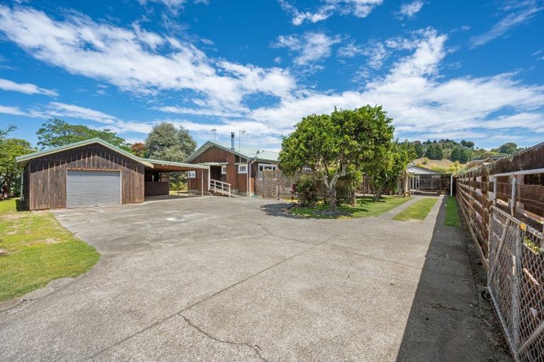 Photo of property in 24 Church Road, Taradale, Napier, 4112