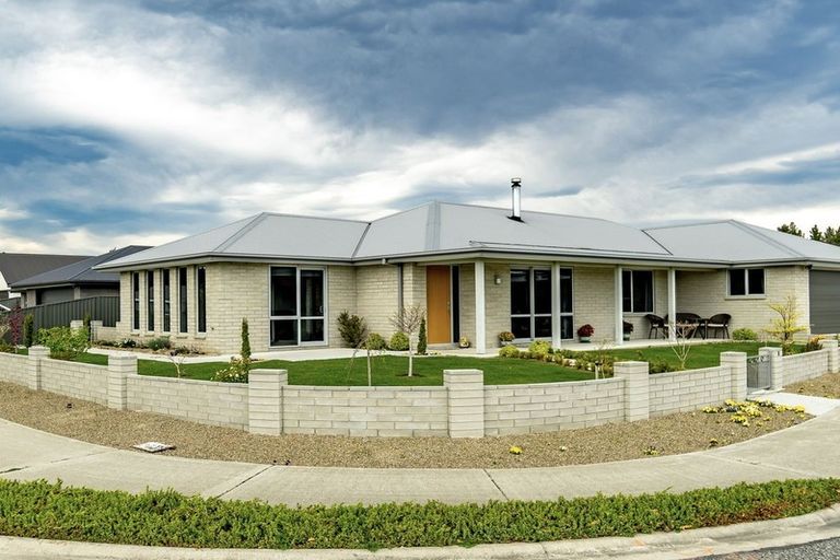 Photo of property in 2 Quail Close, Alexandra, 9320