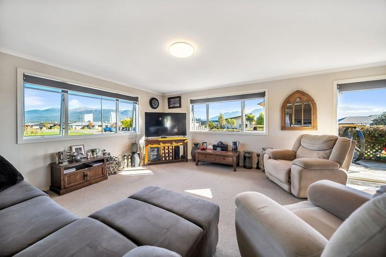 Photo of property in 32 Piopio Street, Te Anau, 9600