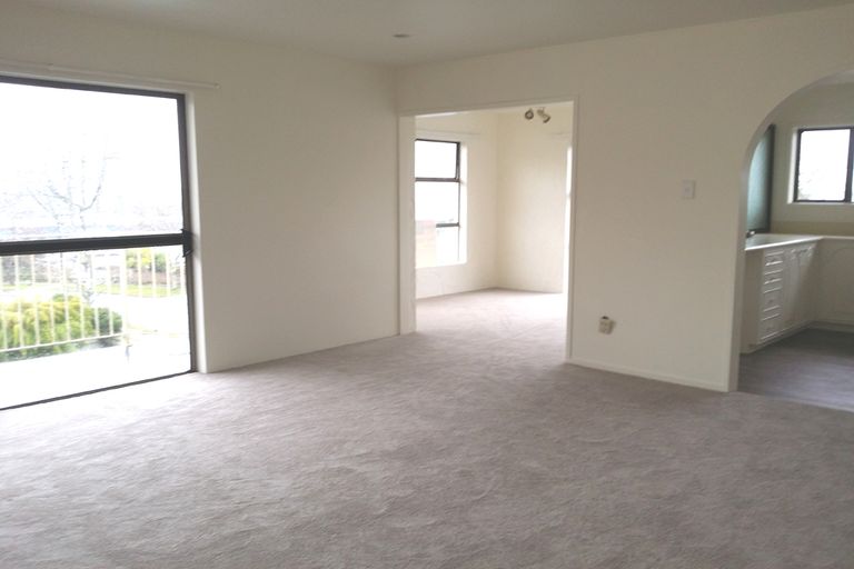 Photo of property in 9/10 Hunter Street, Hamilton Lake, Hamilton, 3204