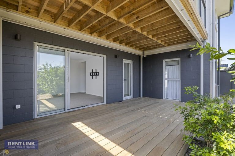 Photo of property in 986 Papamoa Beach Road, Papamoa Beach, Papamoa, 3118