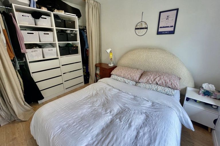 Photo of property in 2/24 Lauderdale Road, Birkdale, Auckland, 0626