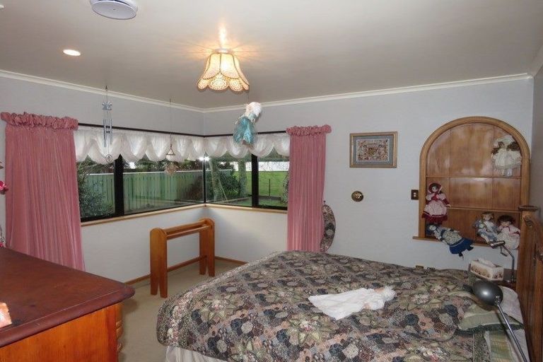 Photo of property in 15 Eastons Road, Westport, 7825