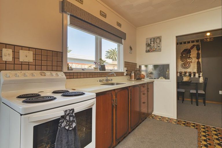 Photo of property in 2/9 Mcgrath Street, Napier South, Napier, 4110