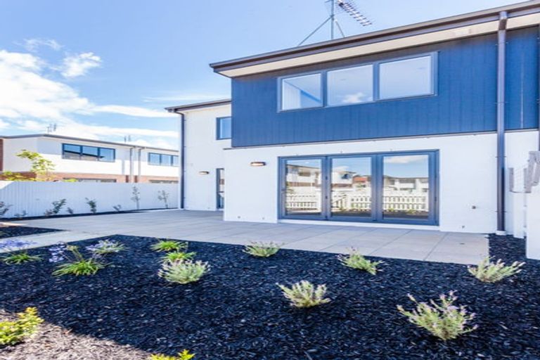 Photo of property in 35 Tahuhu Road, Mount Wellington, Auckland, 1062